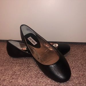 Steve Madden Black Flats Size 8